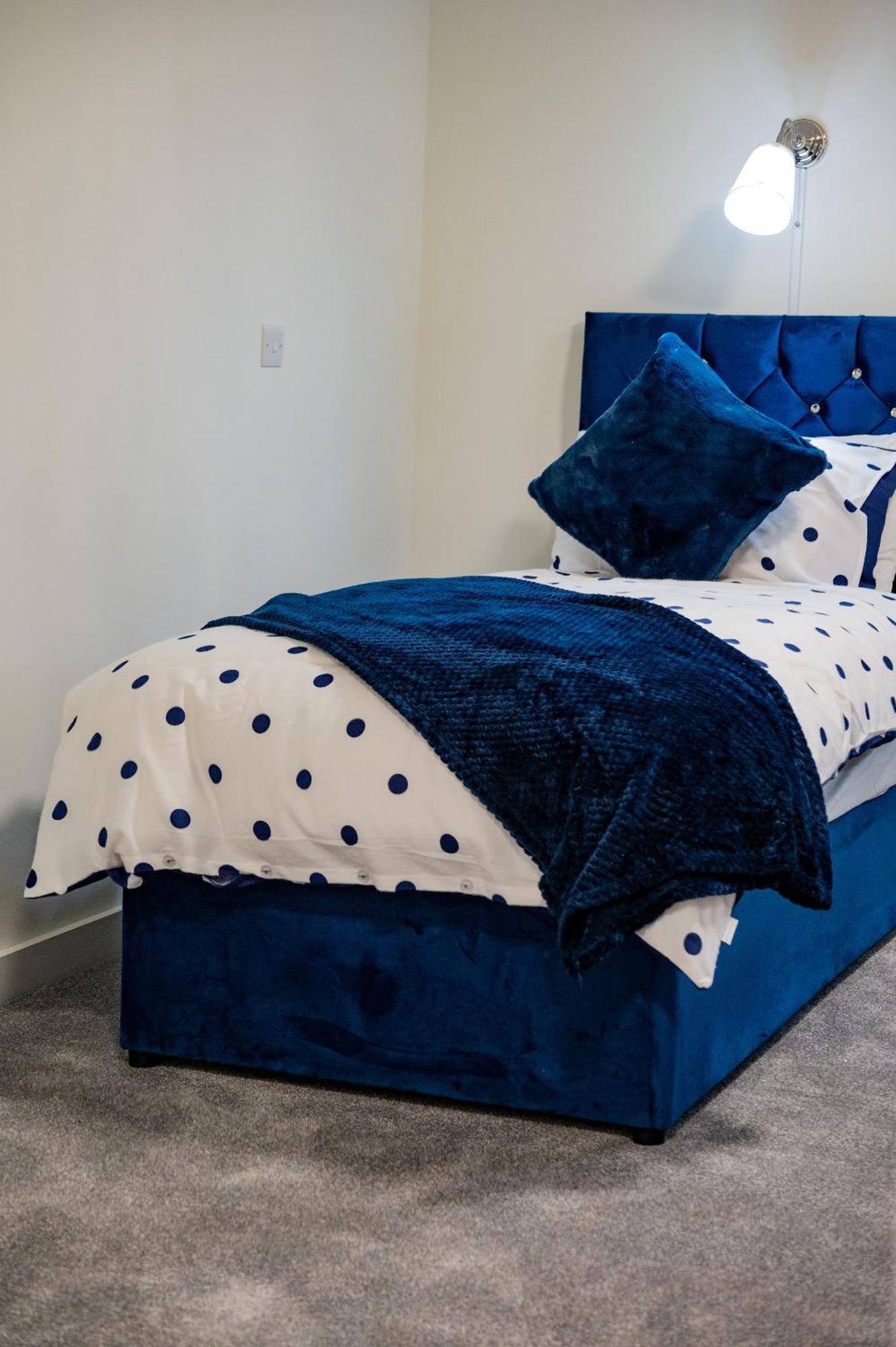 Basement Bliss Hideaway Apartment Брадфорт Екстериор снимка